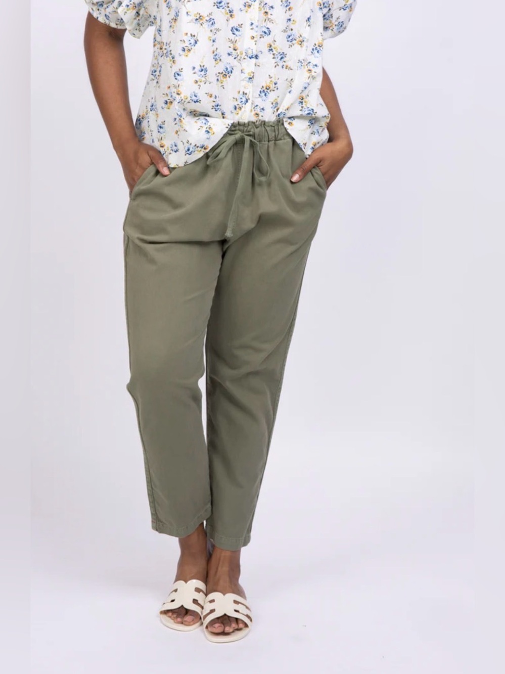 Xirena Rex Twill Drawstring Elastic Pull On Crop Ankle Pants Fern Green Sz L